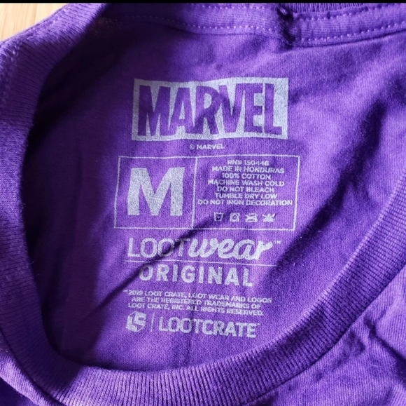 **Host pick**Marvel Tee Shirt - Picture 2 of 8